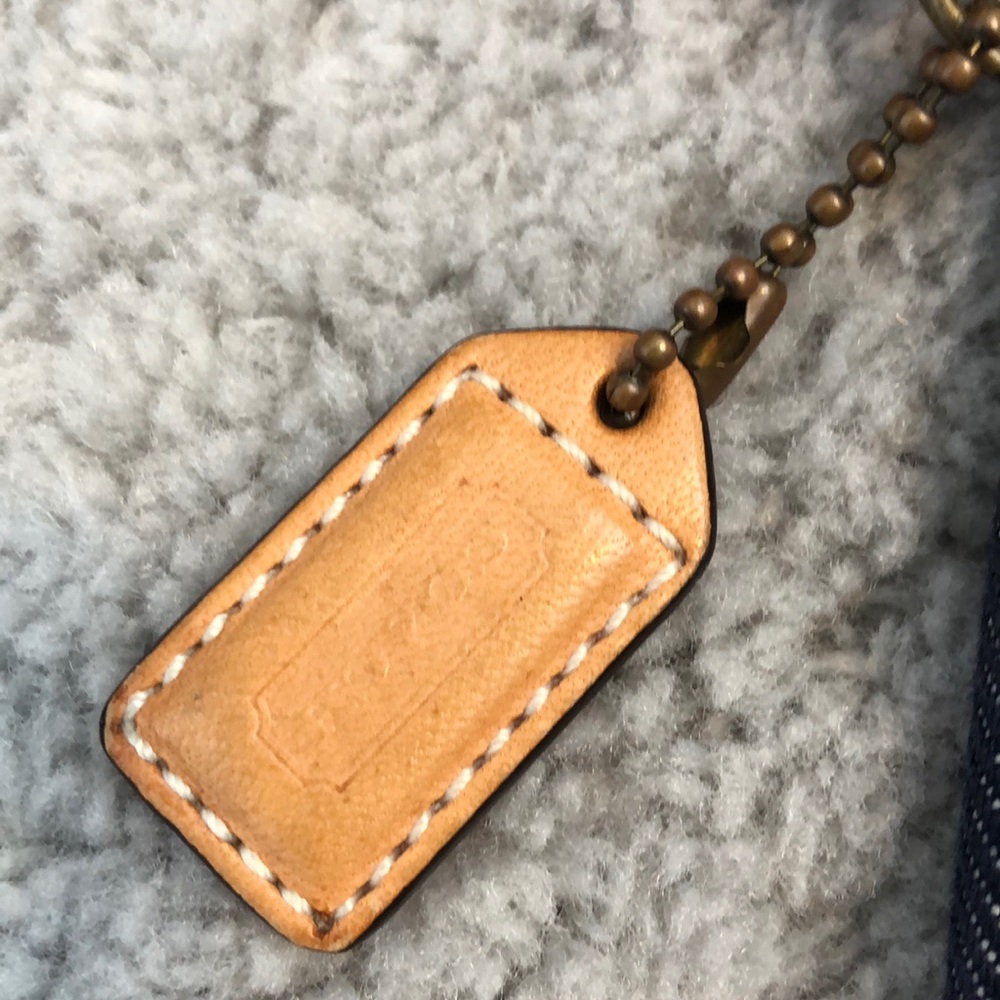 COACH Wristlet - Picture 3 of 6